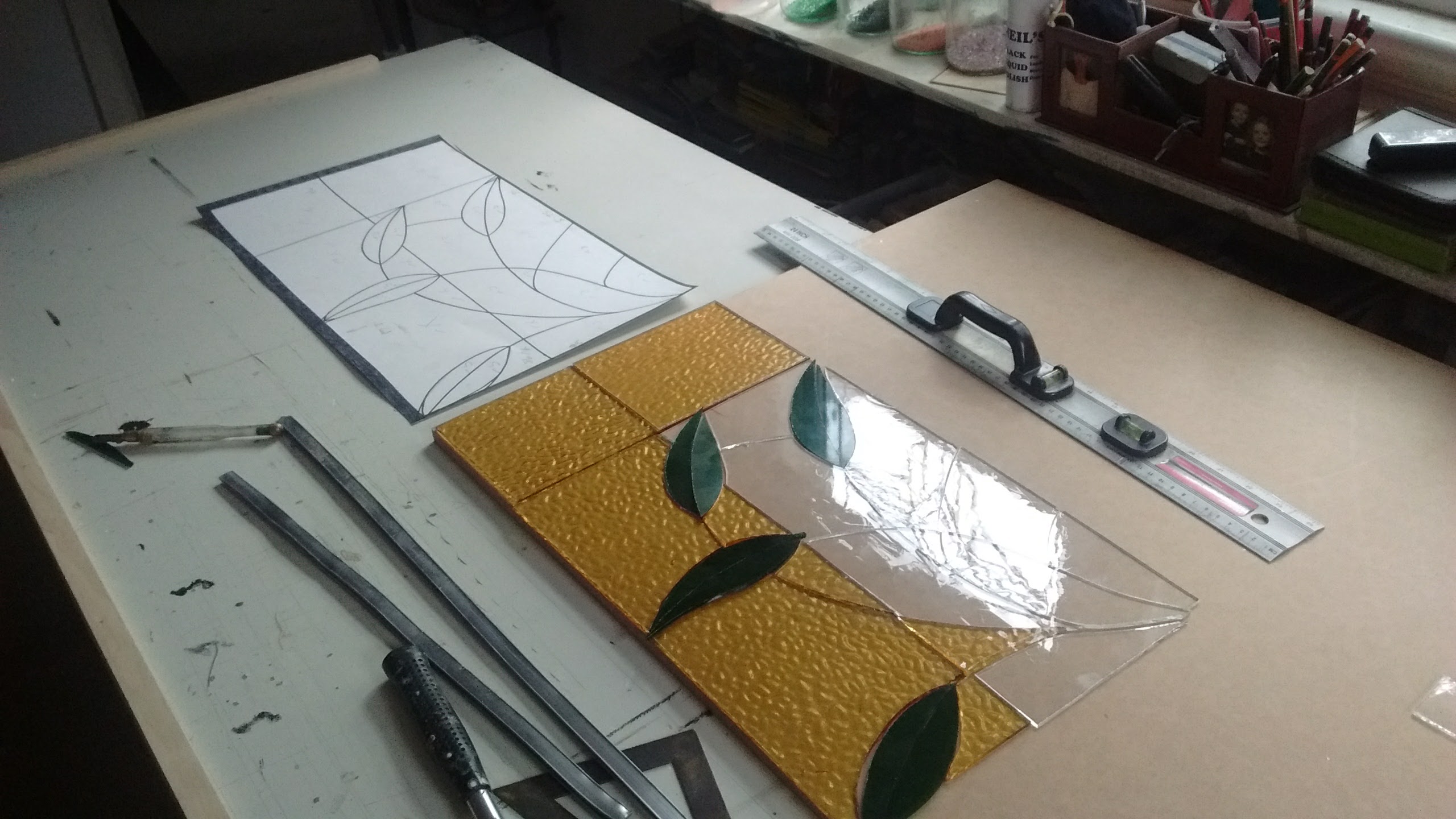 4. Cut Glass To Fit Cartoon