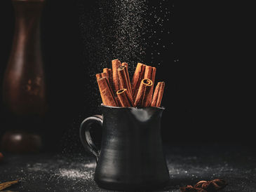 Cimet: med kuhinjo, gibanjem in zdravo pametjo