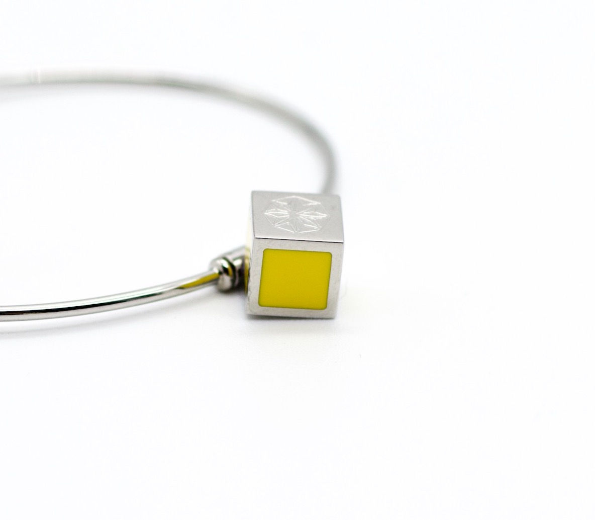 MBO047G ORECCHINI CUBE