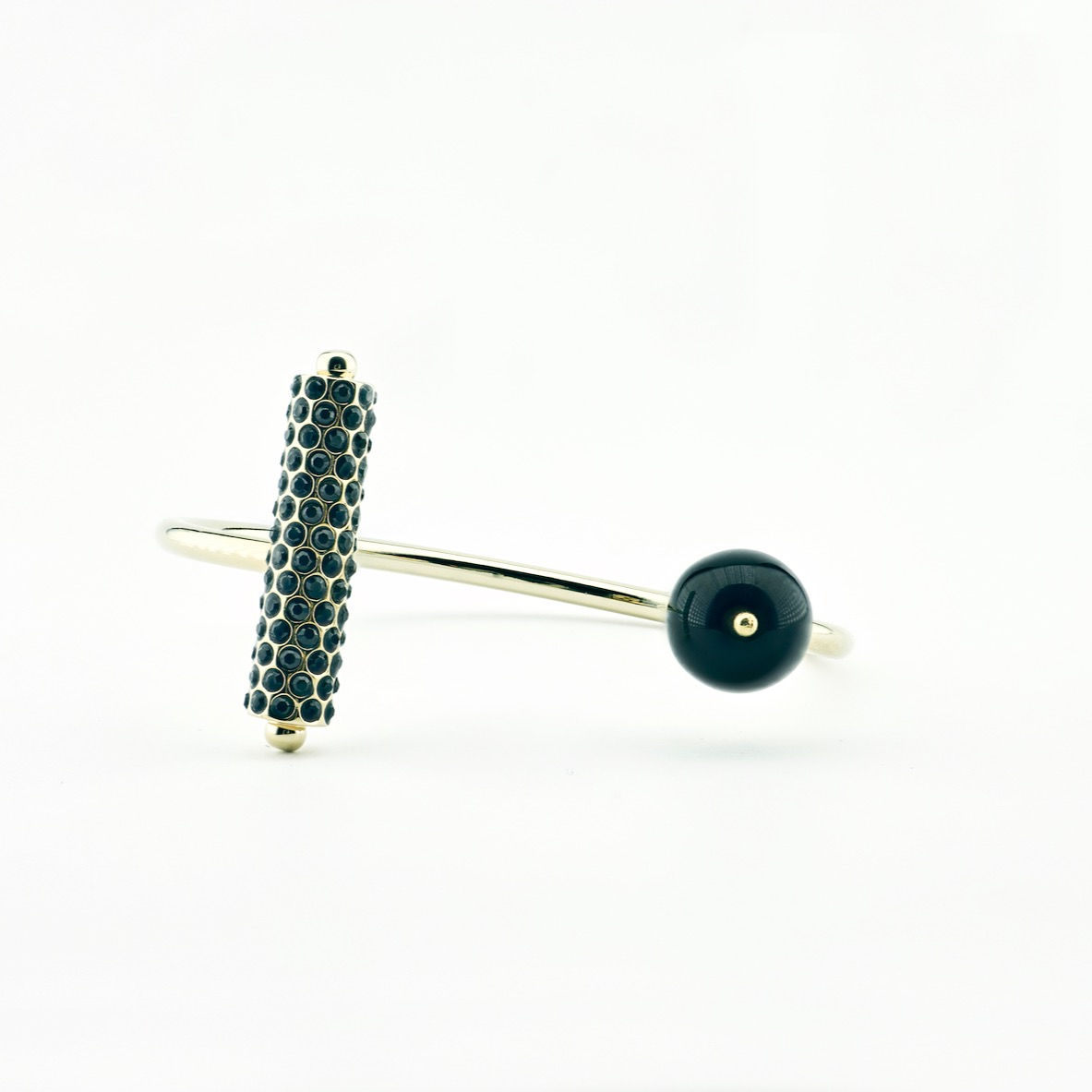 MBB011 BRACCIALE PIPE
