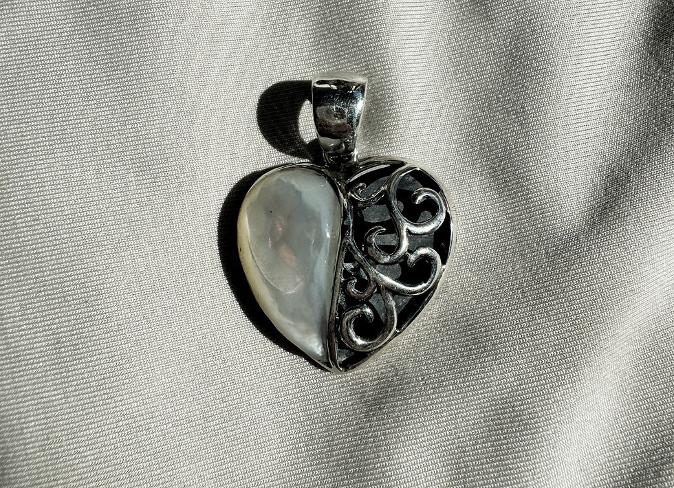 Nacar gemstone