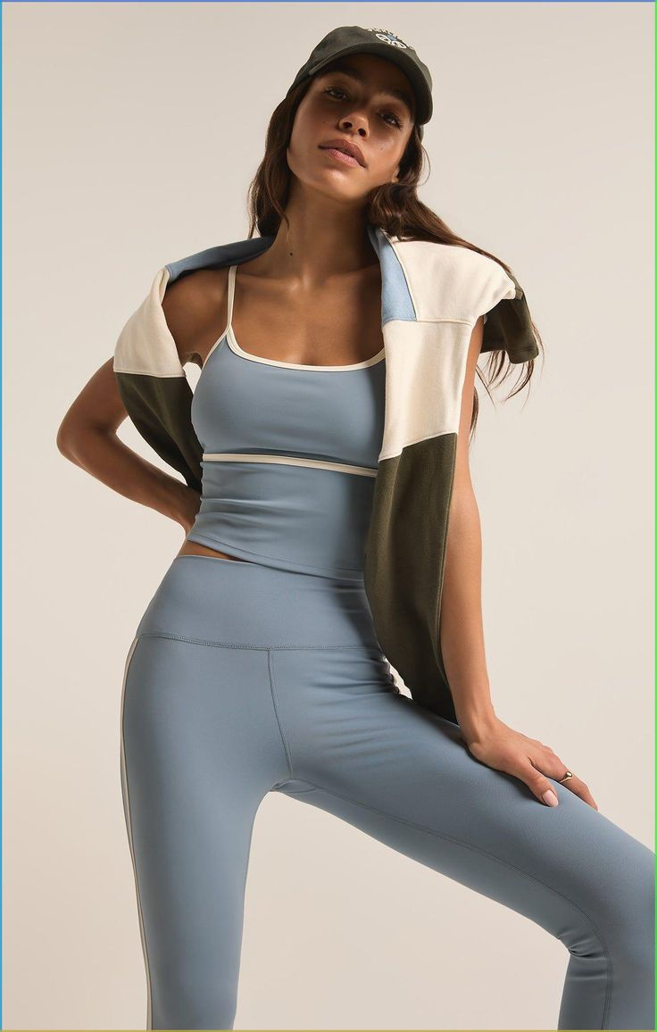 Miniatura: REVU TOP