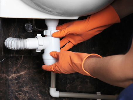 Signs You Need a Professional Plumber ASAP