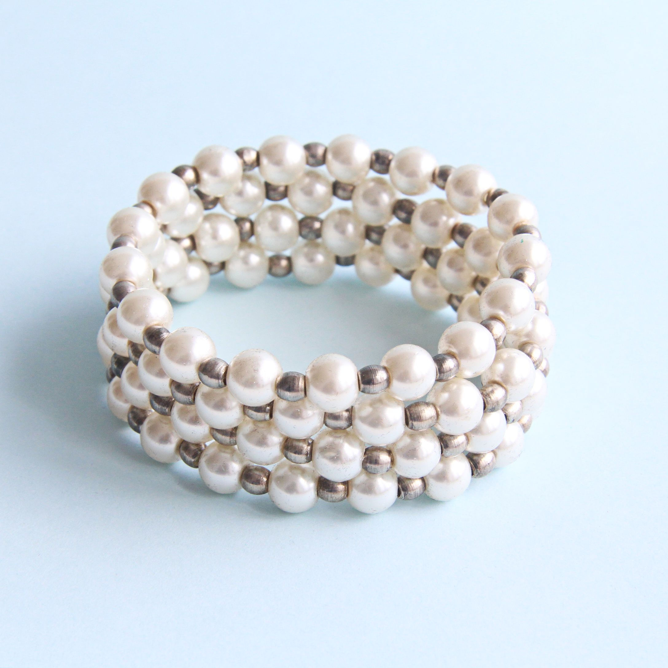 Antique elegance stacking bracelet