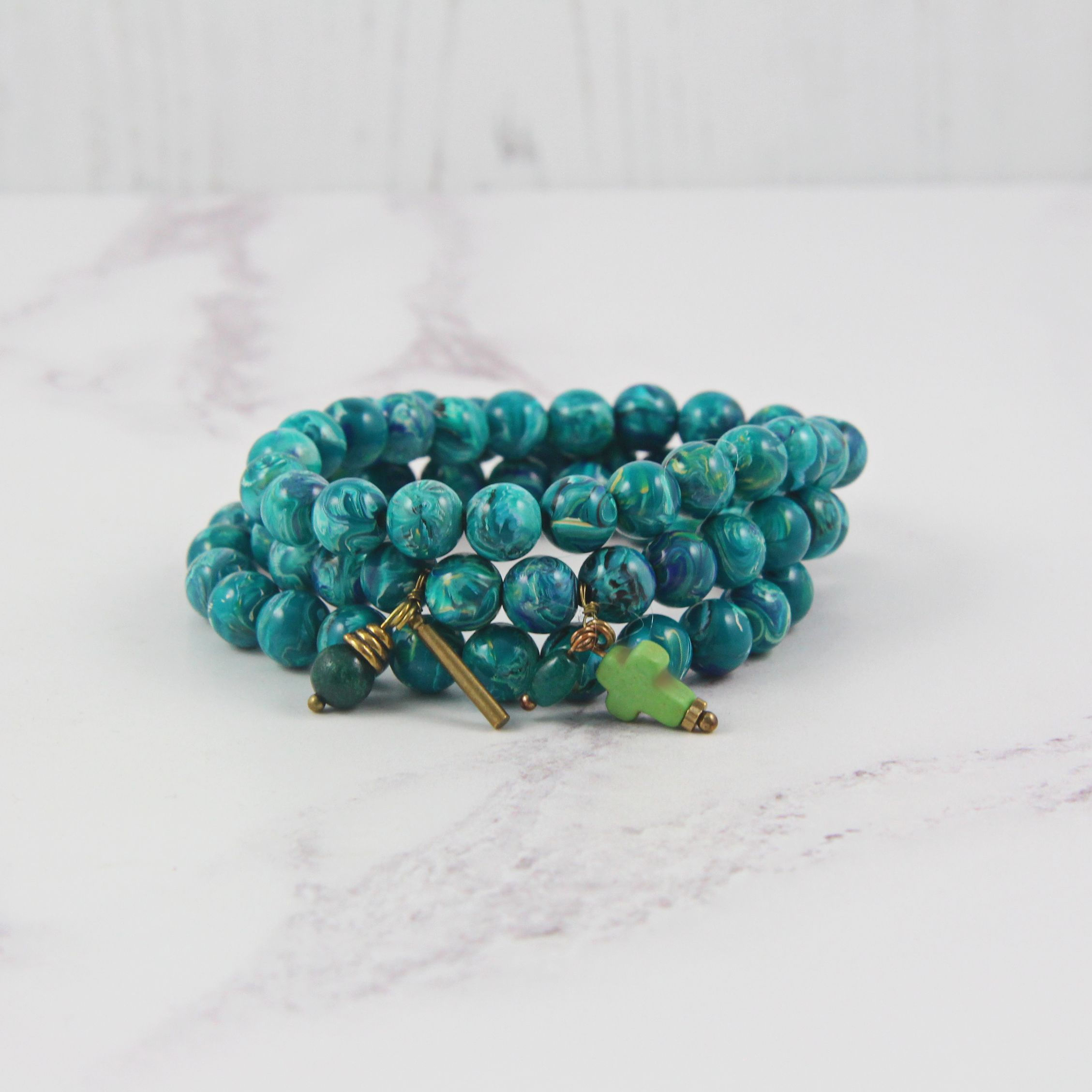 Blue & green bead bracelet
