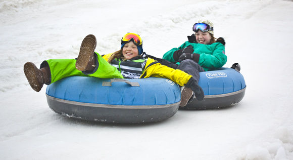 Snow Tubing Vermont  滑雪膠圈