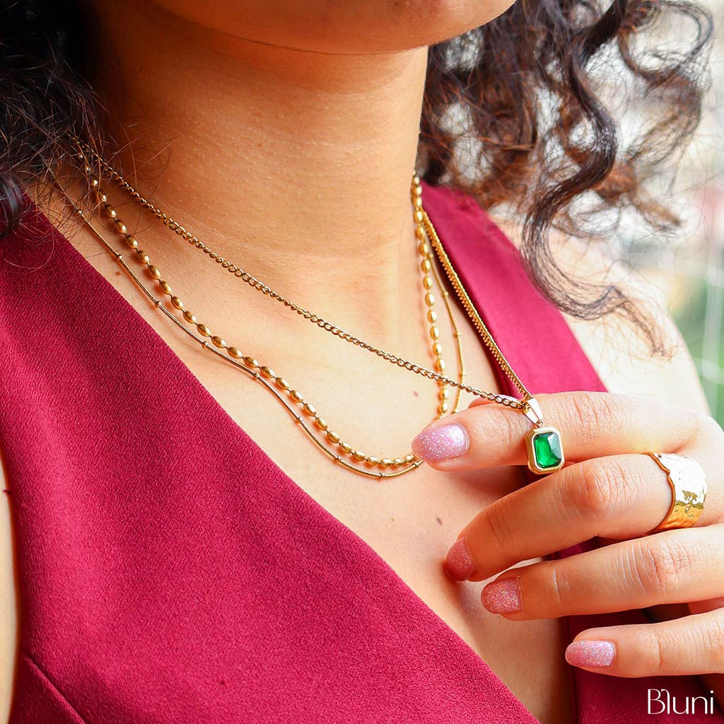 Emerald Edge Layered Necklace - Waterproof, Antitarnish, & Stainless Steel
