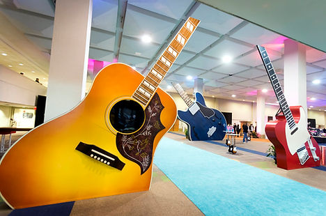 jp-guitars-view-3_16248909620_o.jpg