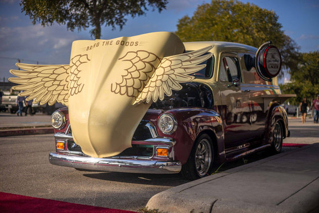 DMCN-CEGroup-Gallery-Yuengling-Launch-Event-02.jpg