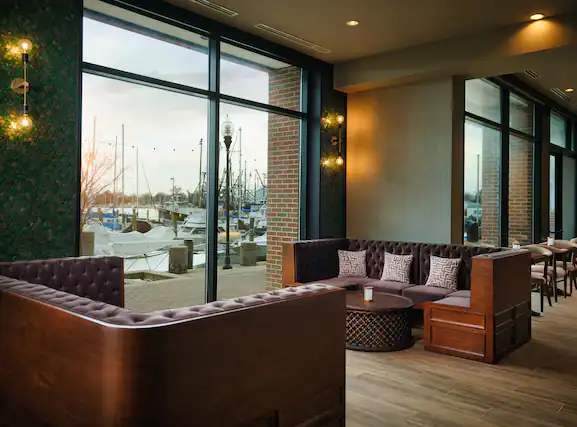 ricdl-copper-barley-lounge.webp