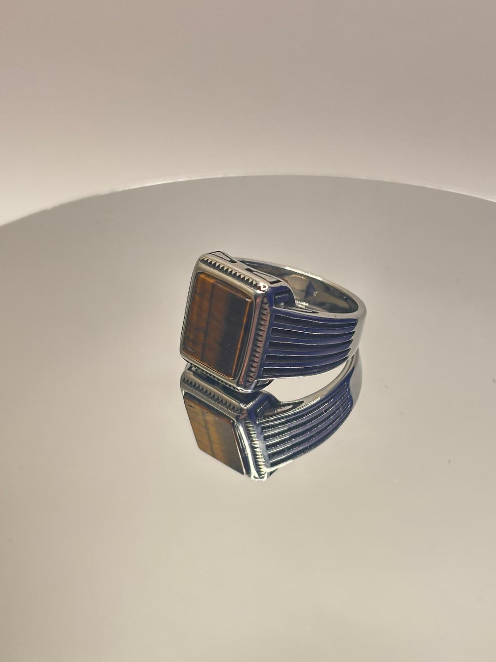Miniaturbild: MoMo & More - 17mm - Natuurlijke Gelegde Tijgeroog Steen Zegelring - Unisex