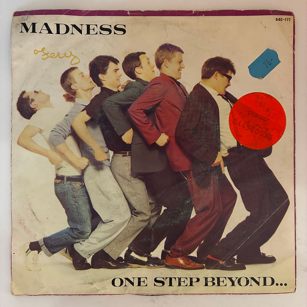 Küçük resim: Madness – One Step Beyond... - 45'lik