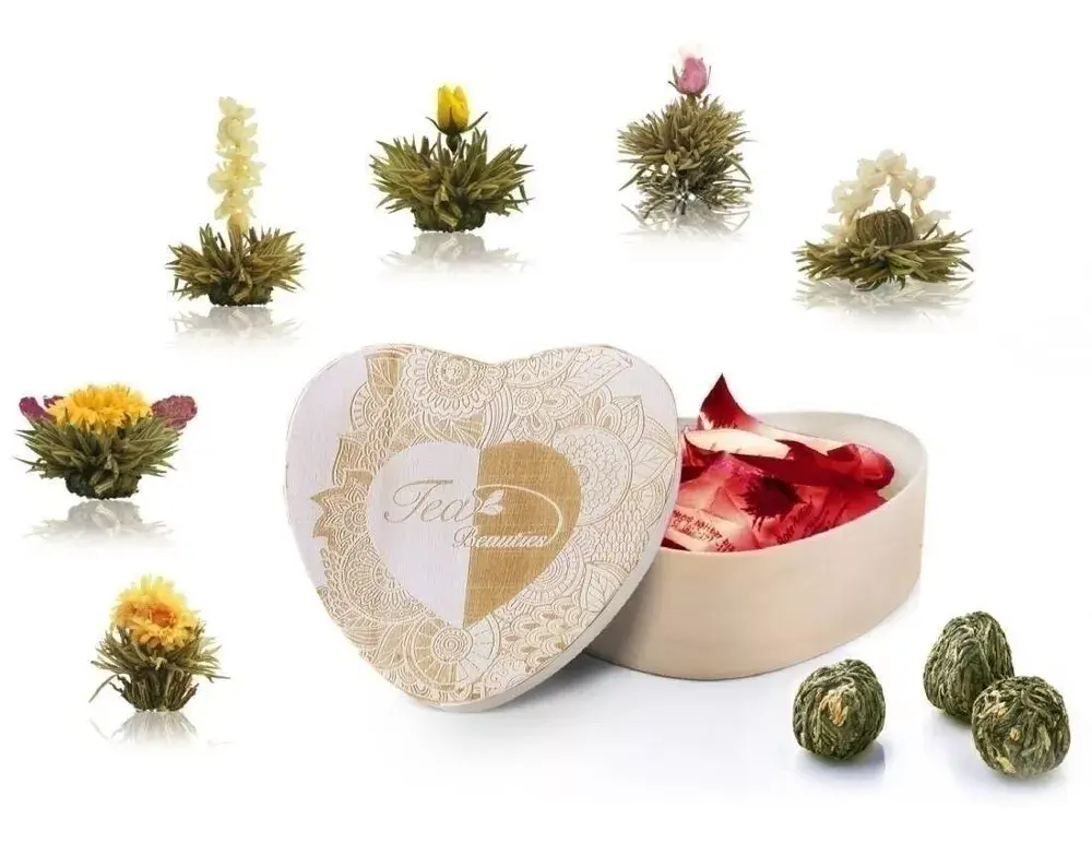 Coffret coeur 6 fleurs de thé blanc