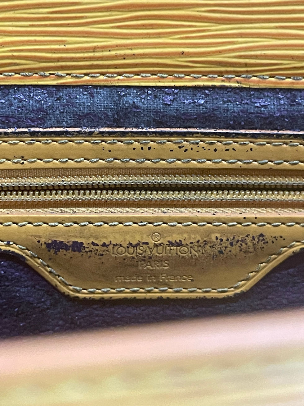 Thumbnail: Louis Vuitton Sac Plat Epi Vintage 