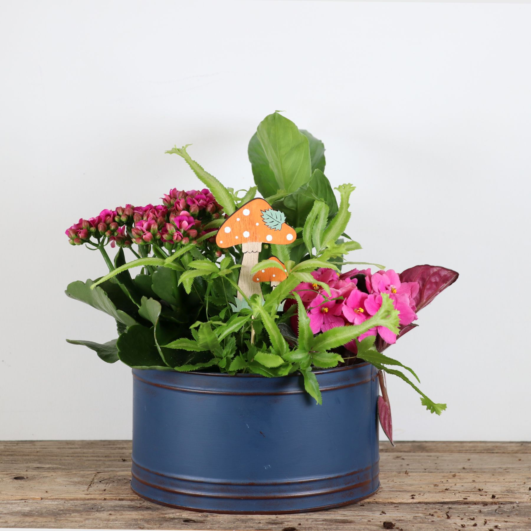 8" Blues Metal Planter