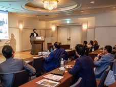 ビッツバーグ大学経営大学院の国際会議でプレゼンテーション Made a presentation at alumni conference of the University of Pittsburg