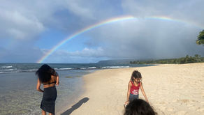 mom and kids in Hawaii