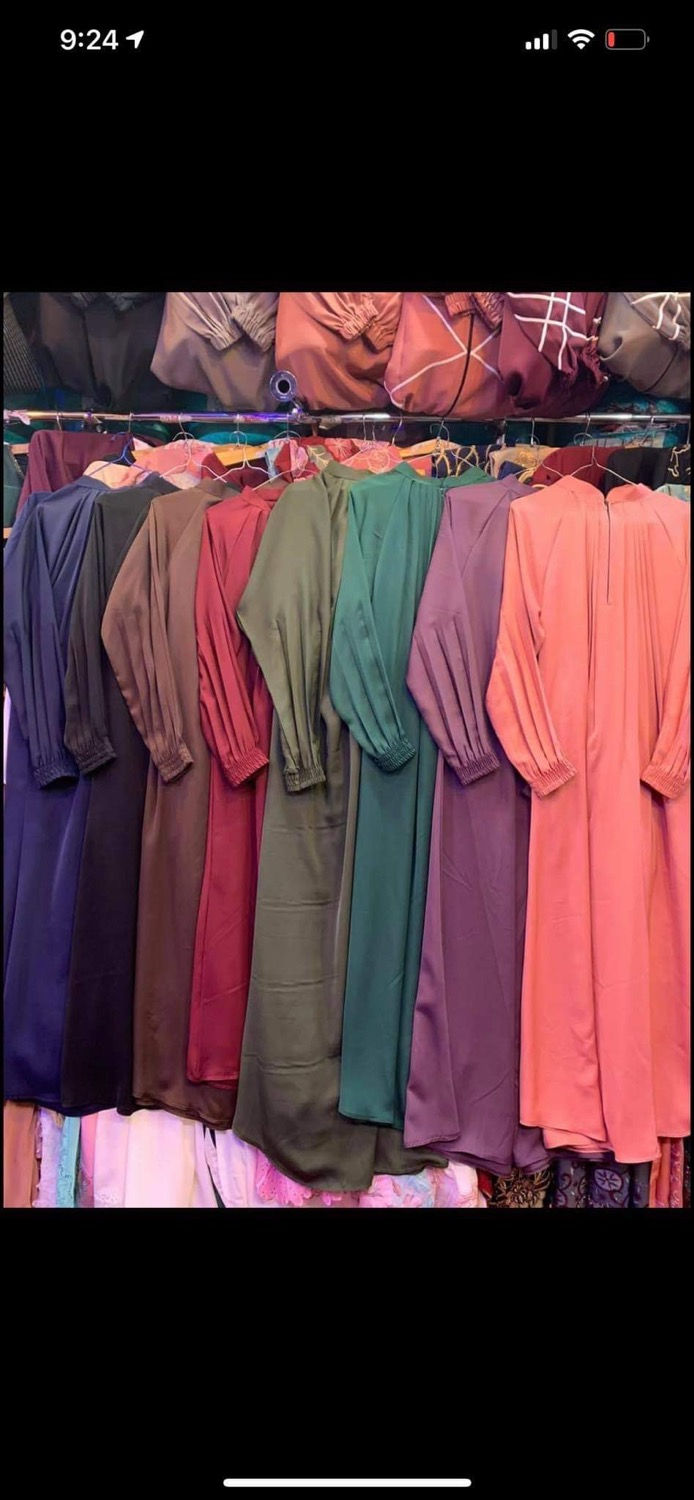 Thumbnail: Plain Abaya with Tarha