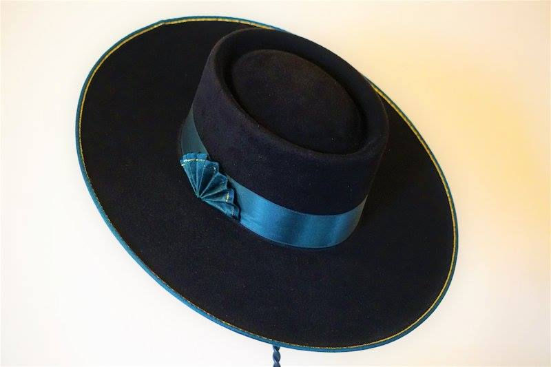 Thumbnail: Black & Teal with Golden thread Buckarette