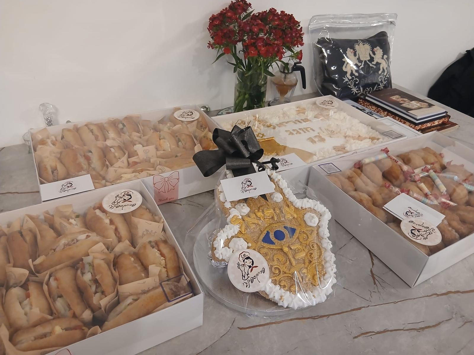 מגשי אירוח פריקספינג'