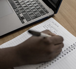 Cynthia R Matonhodze_Aidsfonds_180_edited.jpg