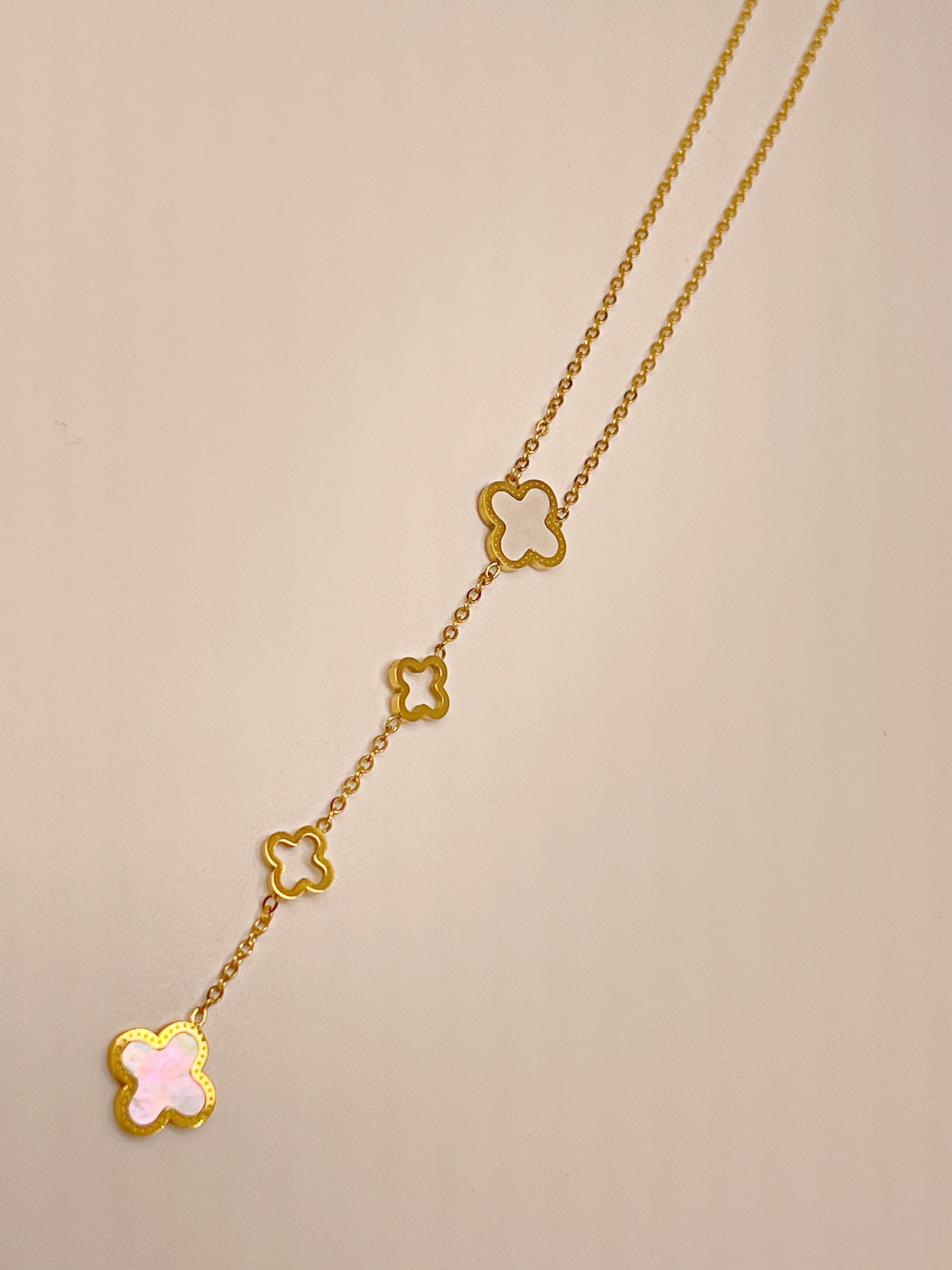 Van Cleef Flower Bomb Chain