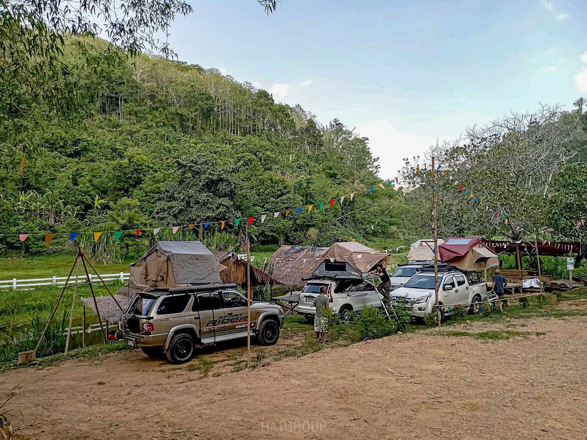 บรรยากาศสวนน้องพลอย พร้อมพื้นที่พักแรม