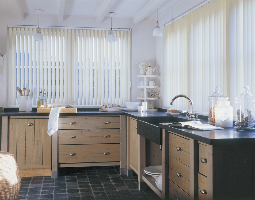 How Do You Clean Vertical Window Blinds? Ultimate Guide for Bathurst Homeowners