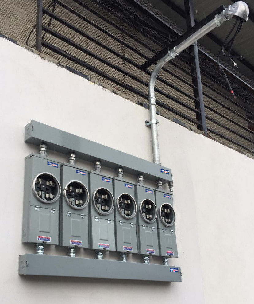 Miniatura: Base de Medidor con Prevista + Breaker 2x100 (Aprobadas por CNFL)