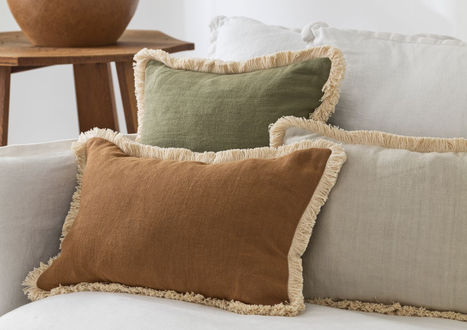 TripleFringe_Cushion_01.jpeg