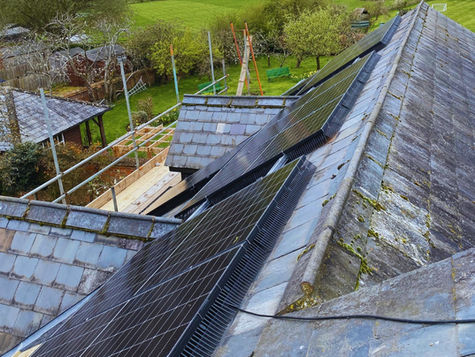 Commercial Solar Solutions: How Local Businesses Benefit From Renewable Energy