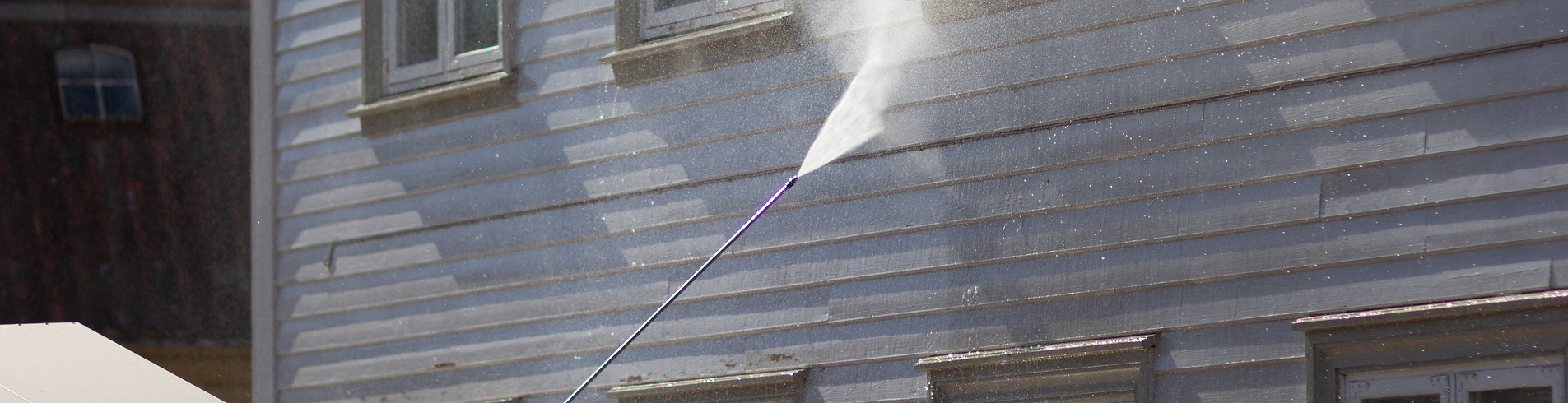 High Pressure Cleaning of Wall House .jpg