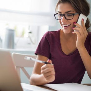 Falar inglês ao telefone: os truques para não morrer tentando