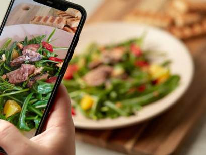 How Technology Can Enhance The Dining Experience For Those Residing In Care Homes