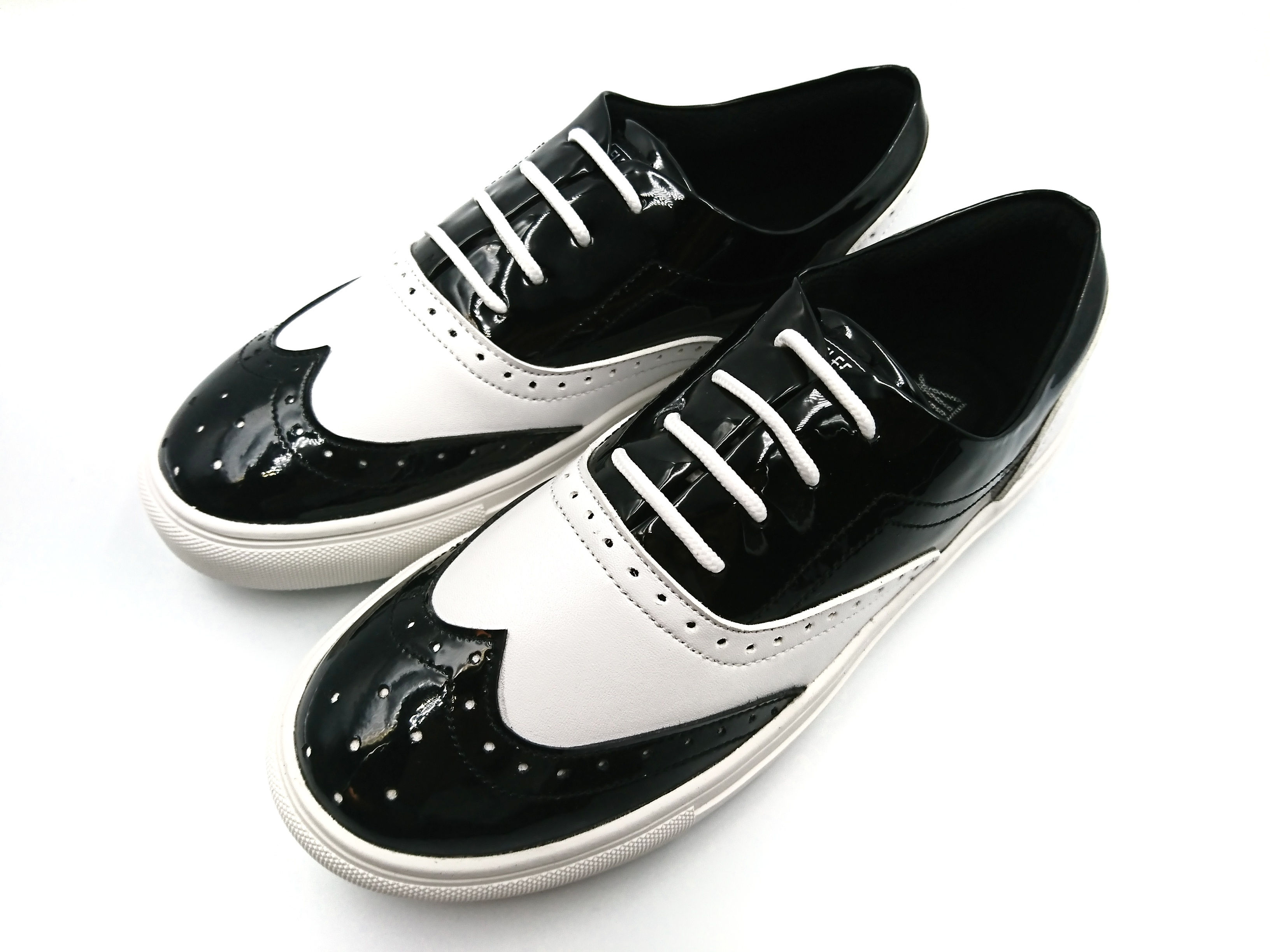 CAS-79BL “ELEFUNK” FULL BROGUE CASUAL SHOES