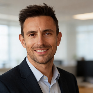 magnific_professional-mortgage-bro_2944199086.png