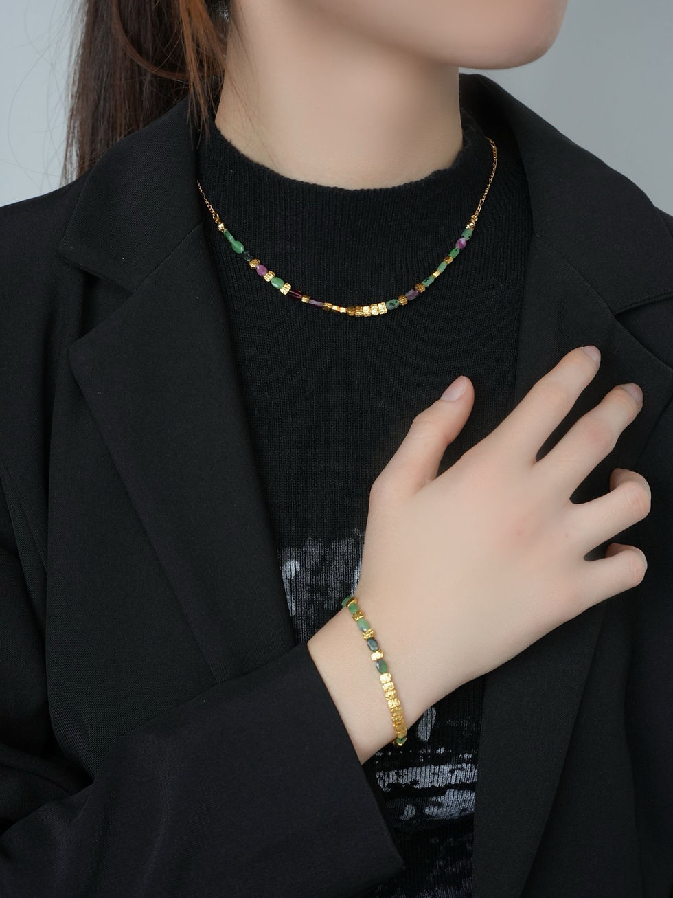 Thumbnail: YAJUNIEL Natural Green Tourmaline Gemstone Beaded Choker Necklace with 24K Gold 