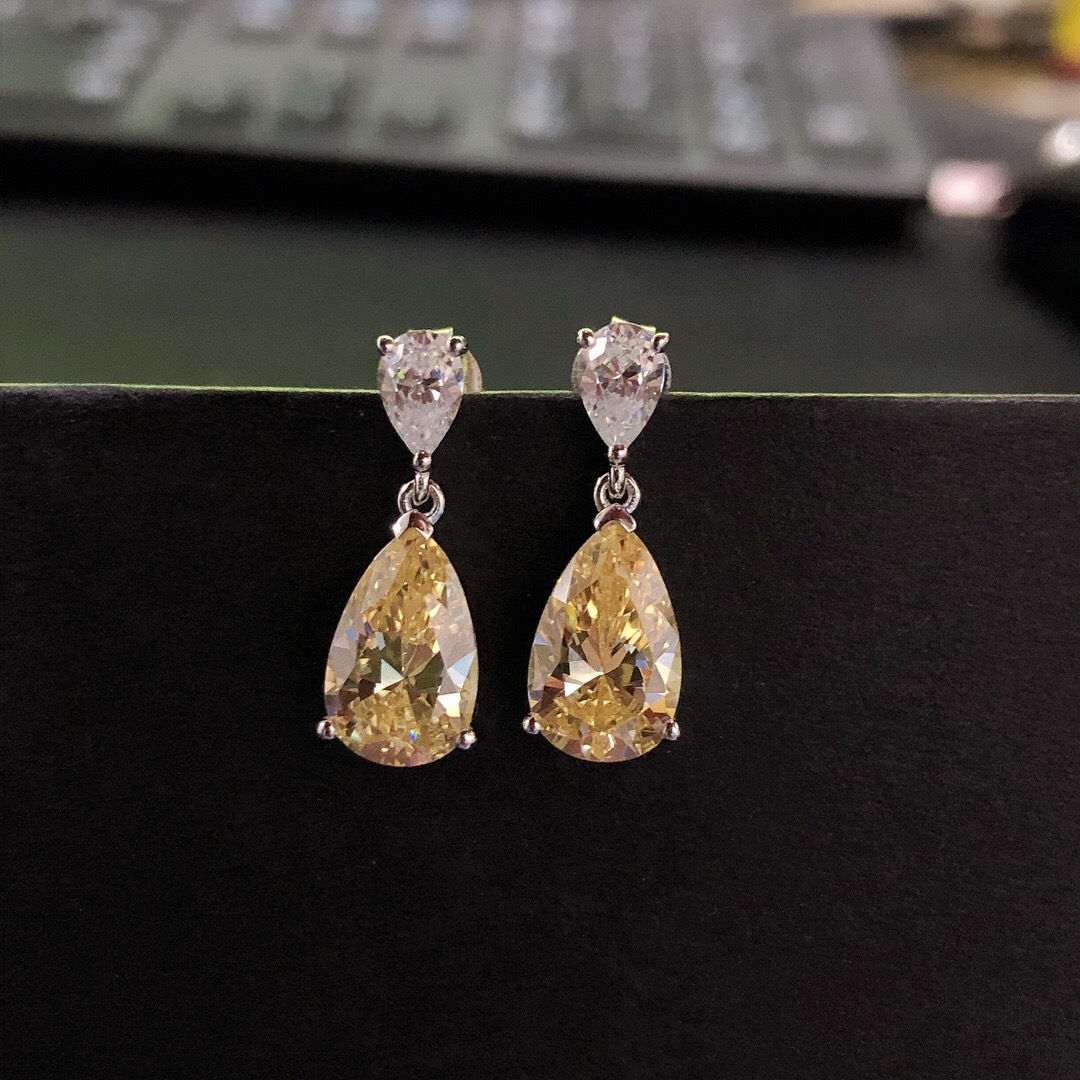 Luxury Solid Platinum PT950 Women's 3 karat water drop yellow diamond stud earri