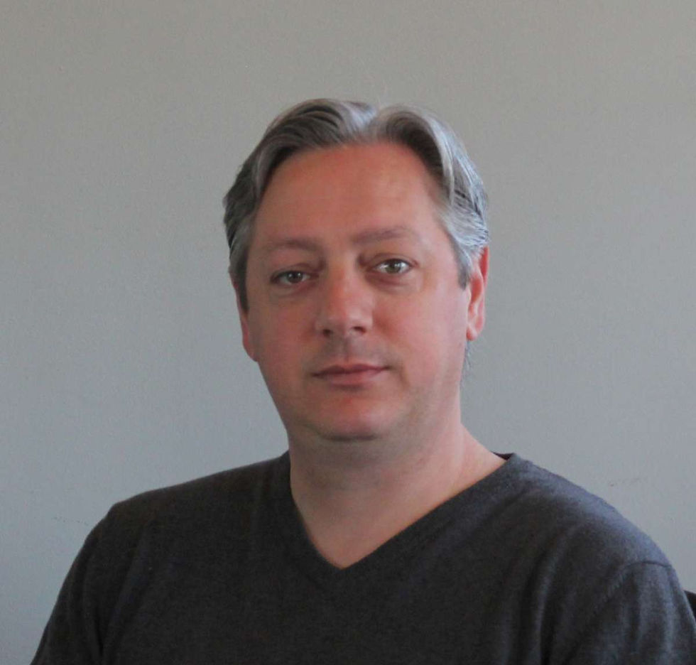 SD Headshot 2-1200.jpg