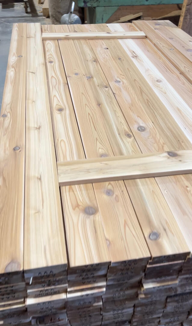 1x4 Cedar Fencing — product view 2