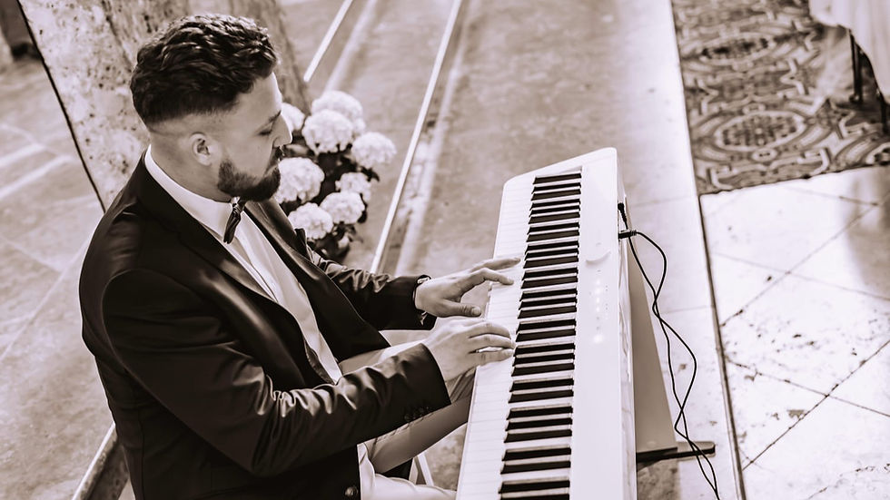 Pianist Philipp Filurski Live - Piano Night