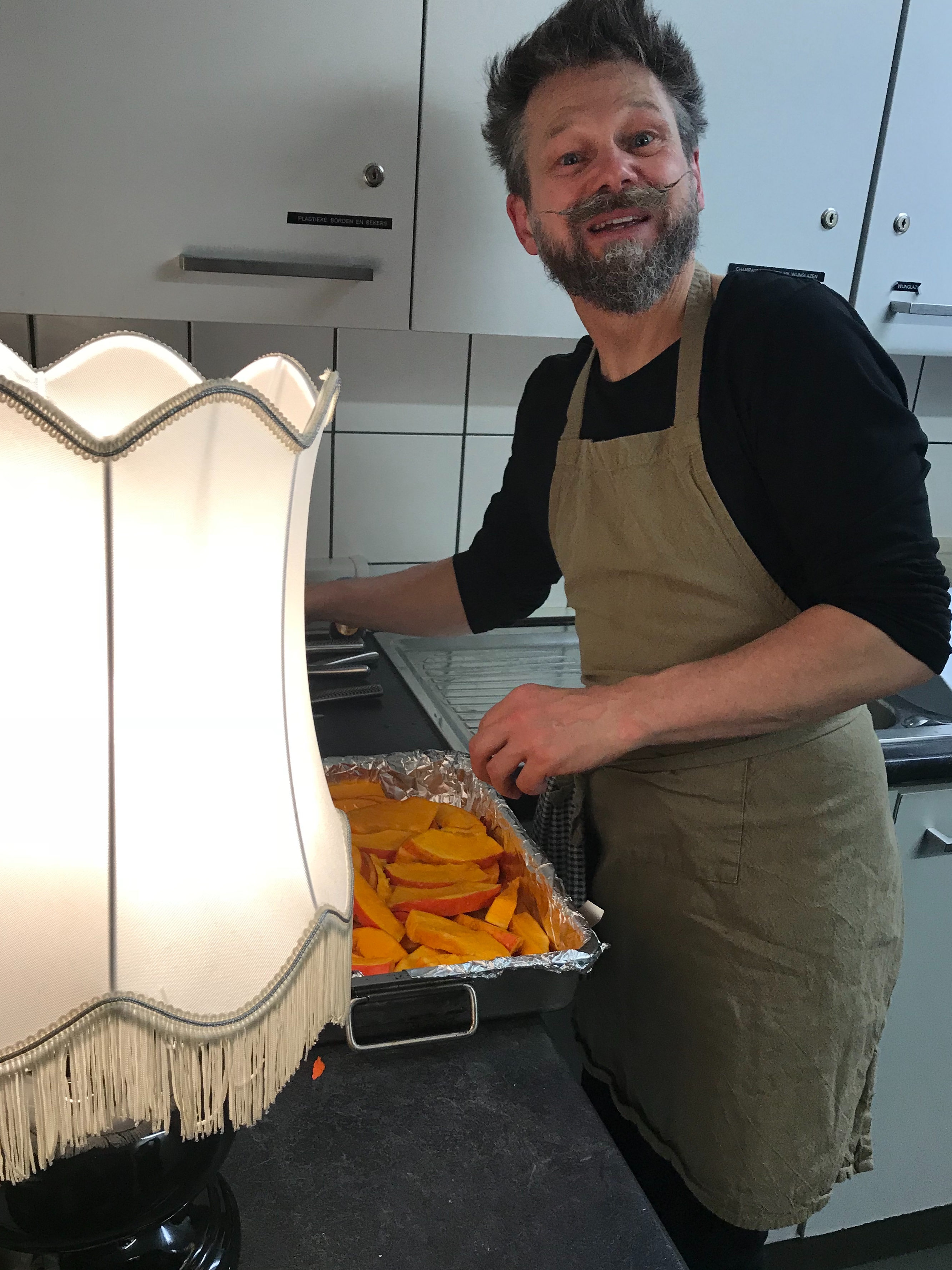 sfeervol pompoen snijden