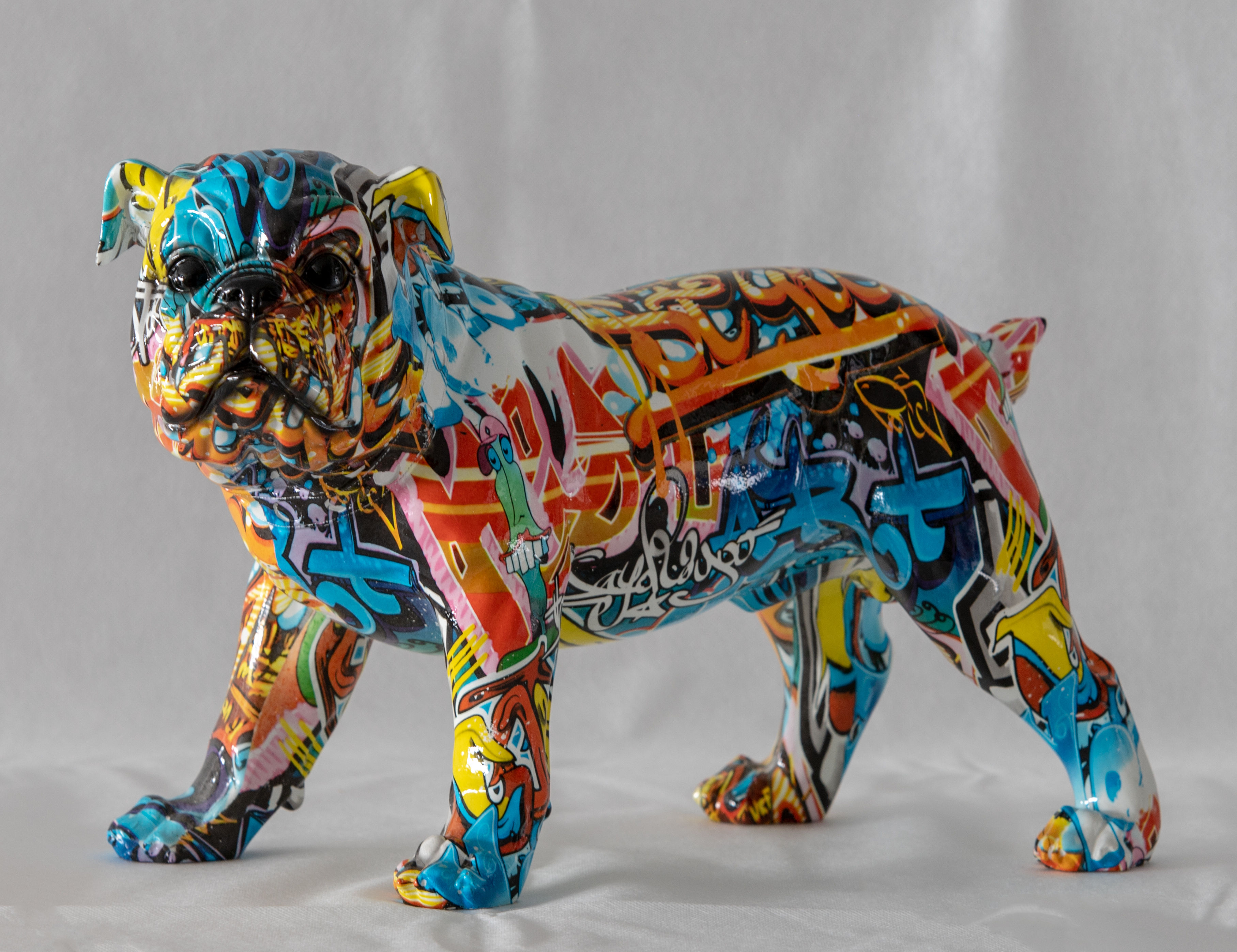 "Grafity Dog" 30 x 40 x 20
