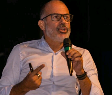André Castro é palestrante transformando vidas com palestras de motivação e superação
