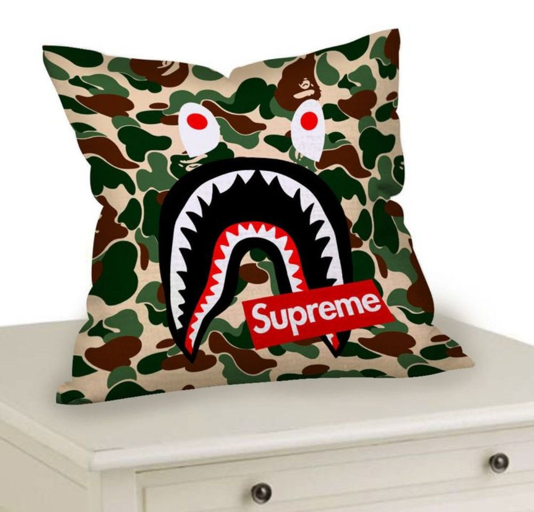 Funda Cojin BAPE x SUPREME