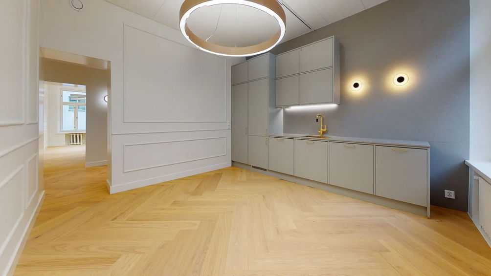 puinen lattia moderni harmaa keittiö
