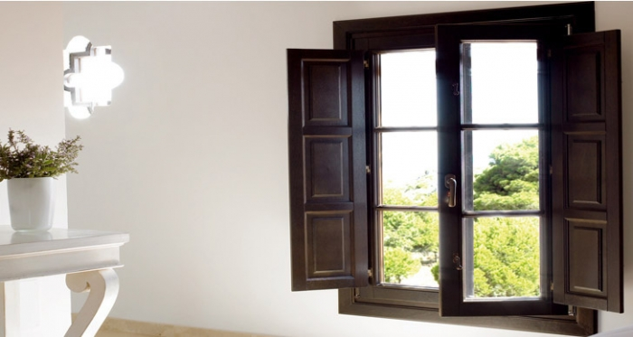 Puertas y Ventanas de Madera