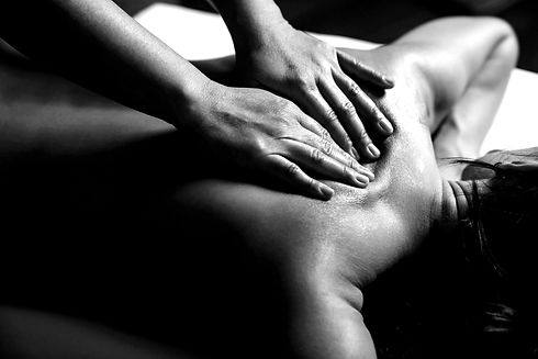 Deep-Tissue-Back-Massage_edited_edited.jpg