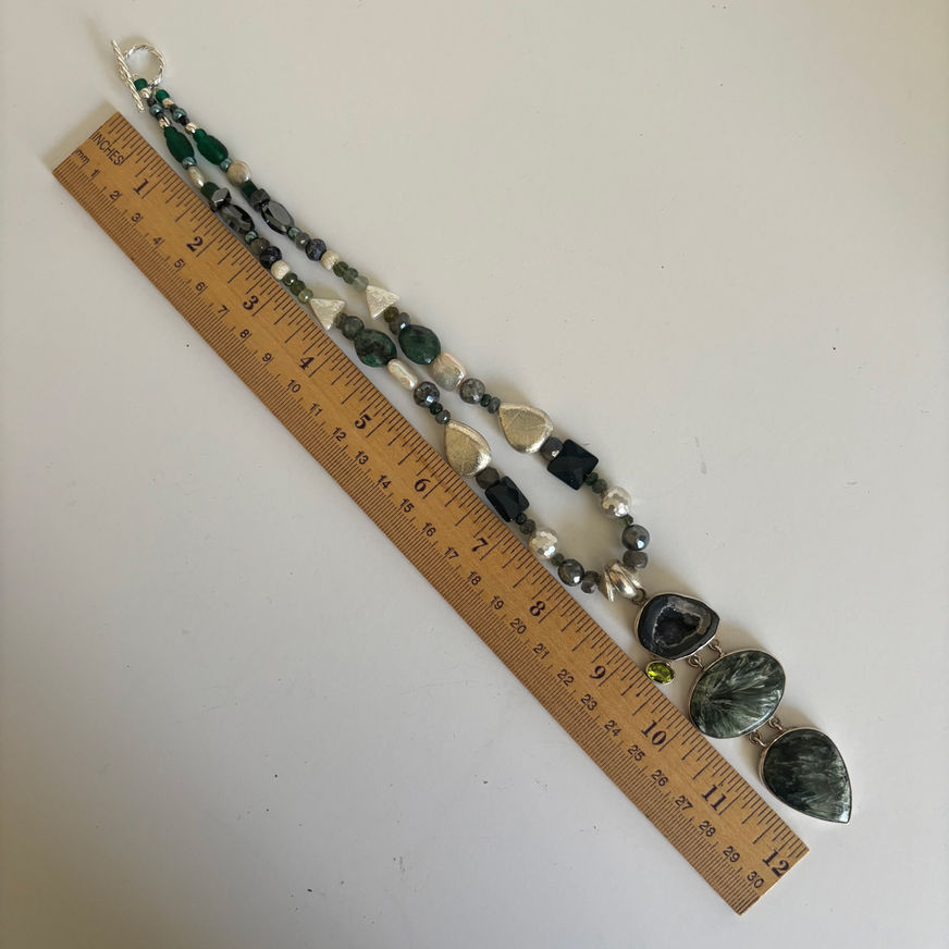 Seraphinite and druzy pendant necklace with mixed gemstones