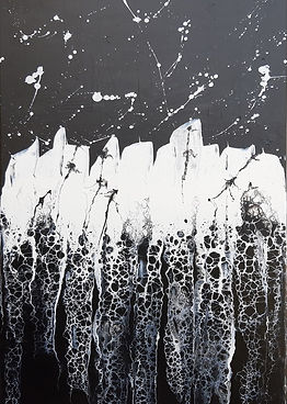 Abstract black and white graphic design pouring painting by Marseille artist Christine Barone